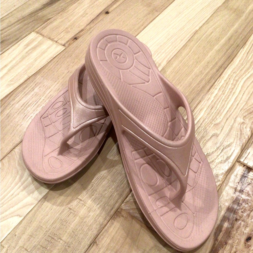Aetrex Fiji Flips